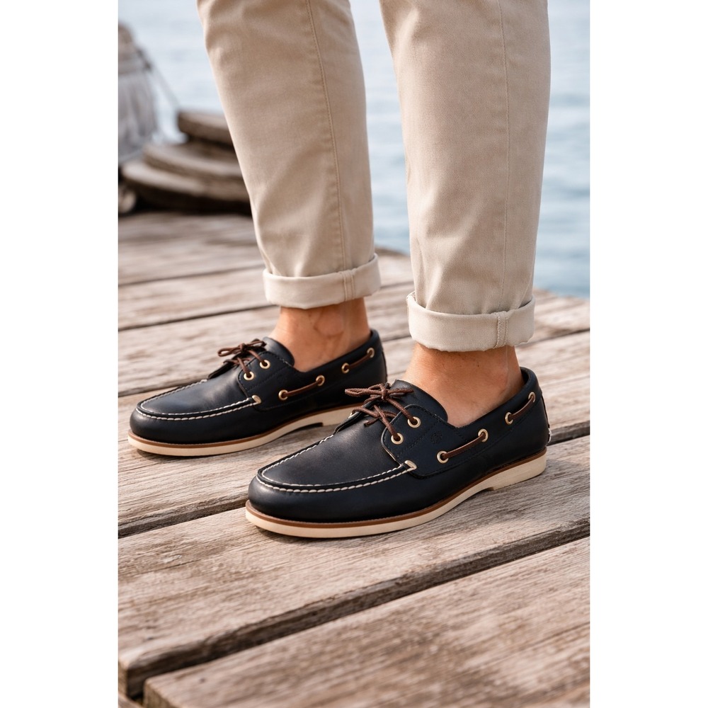 Timberland Men's Classic 2-Eye Boat Shoe, Navy Smooth 9